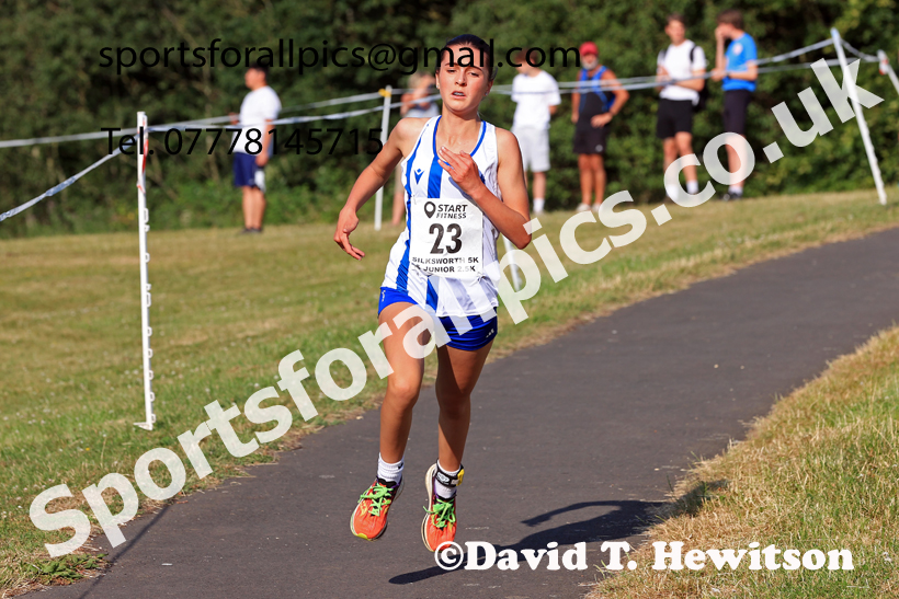 Young athletes, 2026 Sunderland 5k, Silksworth, Sunderland. Photo: David T. Hewitson/Sports for All Pics